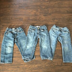 Bundle of Levi's 505 and 514 jeans 3t